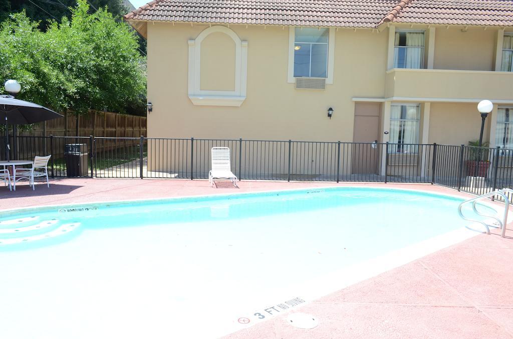 Memorial Inn And Suites Houston Dış mekan fotoğraf